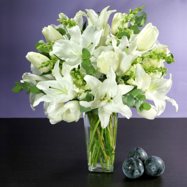 premium sympathy flowers bouquet
